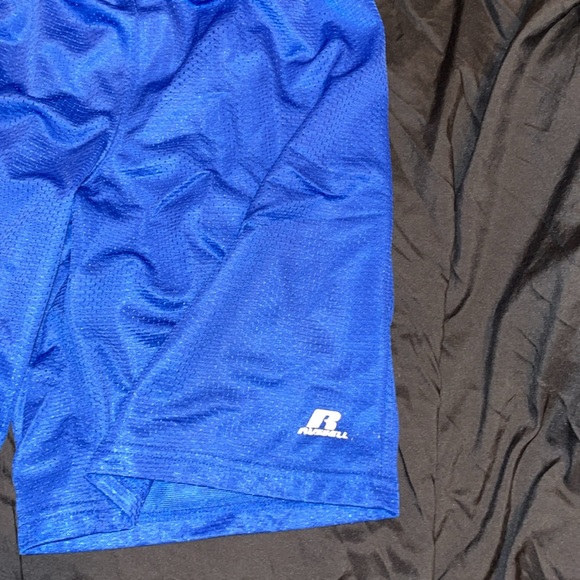 Russel - Picture 2 of 5